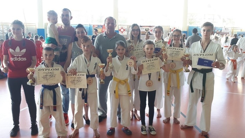 Sukcesy Sandomierskiego Klubu Karate. Sześć razy zwycięstwo i raz trzecie miejsce (ZDJĘCIA)