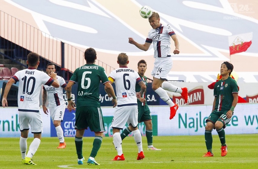 Pogoń Szczecin - Śląsk Wrocław 0:2. Niżej w tabeli jest tylko Lech 