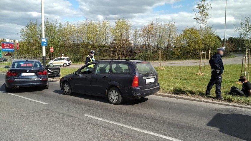 Wrócił z Wielkiej Brytanii, uciekał przed policją. Był pijany i nie poddał się kwarantannie 