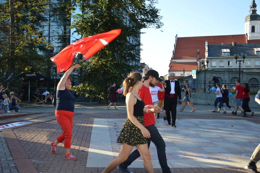 Studniówka Szlachetnej Paczki w Opolu.