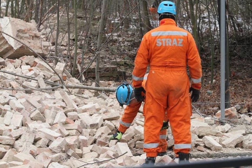 Katastrofa budowlana. Zawaliła się ściana - ulica zablokowana 