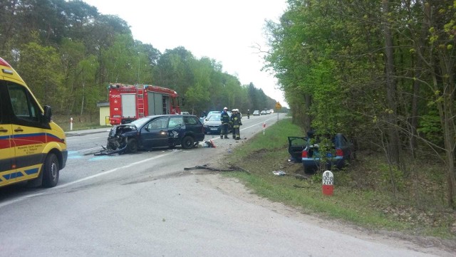 Dzisiaj  (02.05.) tuż po godzinie 11 w Pędzewie gm. Zławieś Wielka na trasie Toruń-Bydgoszcz doszło do zdarzenia drogowego. Zderzyły się dwa samochody osobowe.Zobacz także:Zbiórka na operację serca nienarodzonej jeszcze TosiPrzebudowa Lidla na LubickiejCo z wieżowcem przy Wojska PolskiegoNowosciTorun