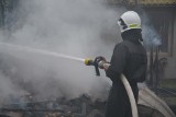 Pożar budynku gospodarczego w Radońsku w gm. Sępólno Krajeńskie [zdjęcia]