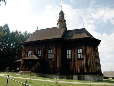 Drewniany kościół w Przesławicach