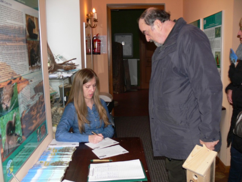 Ogromne zainteresowanie  mieszkańców bezpłatnymi budkami lęgowymi w Centrum Natura 2000 
