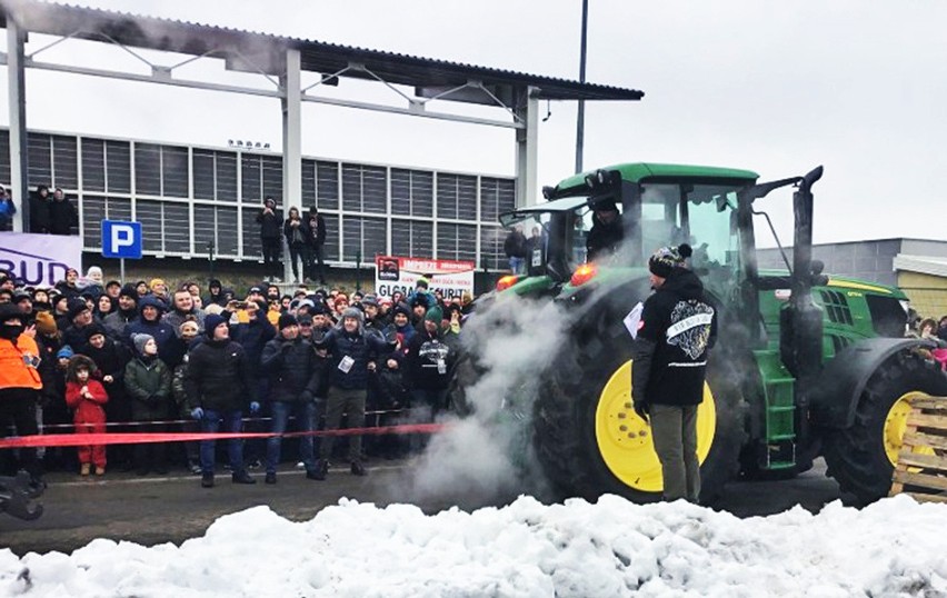 Zawody w przeciąganiu traktorów Wysokie Mazowieckie...