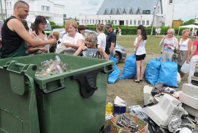 Ogień i woda zabawiały mieszkańców