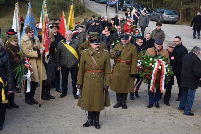 Tegoroczna uroczystość na terenie Strażnicy Pamięci i Patriotyzmu im. Bohaterskich Gochów pw. Chrystusa Obrońcy w Borowym Młynie