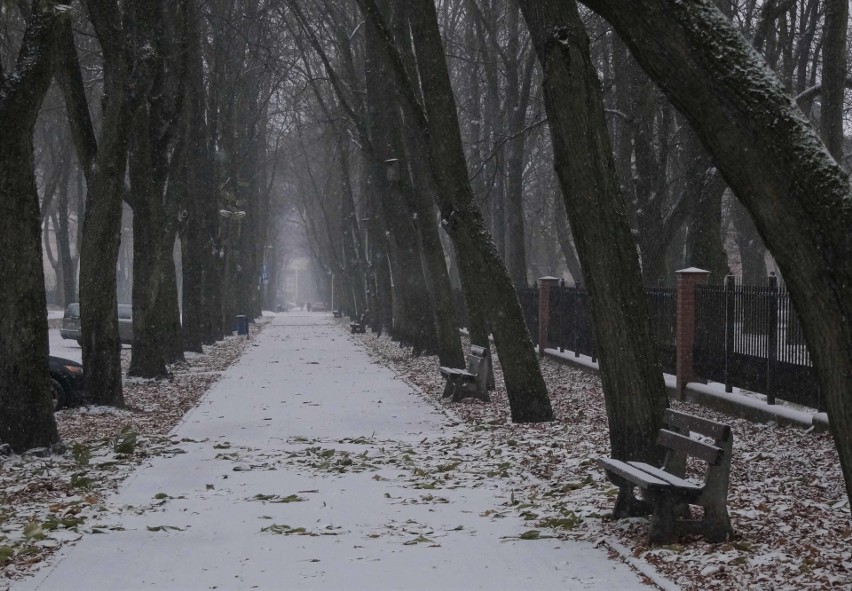 Zima zawitała do Inowrocławia i powiatu. W mieście zrobiło...