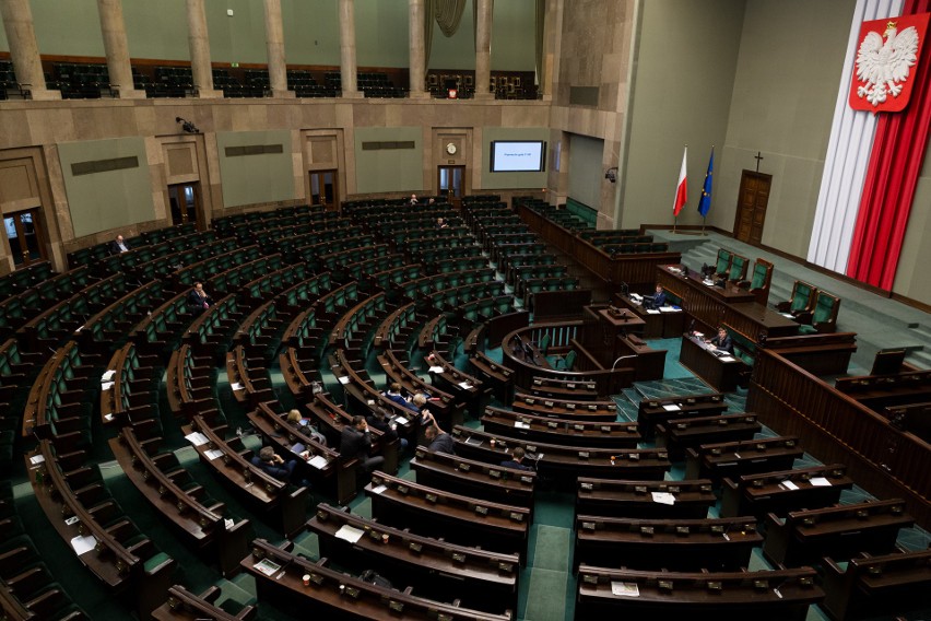 12 listopada - dodatkowy dzień wolny. 7 listopada Sejm zmienił, a prezydent podpisał ustawę