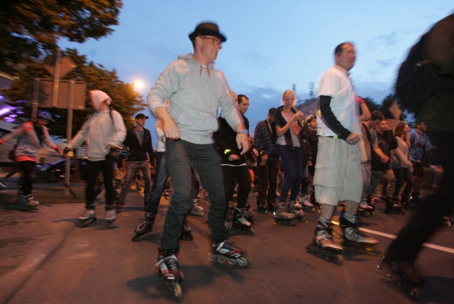 Już 29 lipca wyjątkowy Nightskating z Katowic do Krakowa. Trasa liczy 120 km