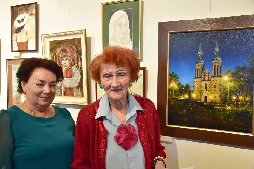 Obrazy malarzy z Towarzystwa Przyjaciół Sztuk Pięknych w Muzeum Historii Kielce