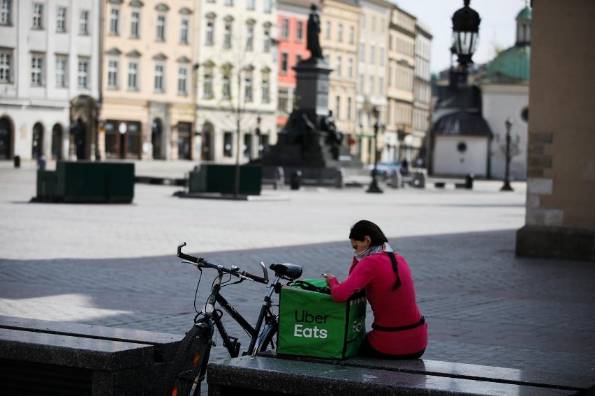 W krakowskim Uber Eats Fast można przebierać w kategoriach...