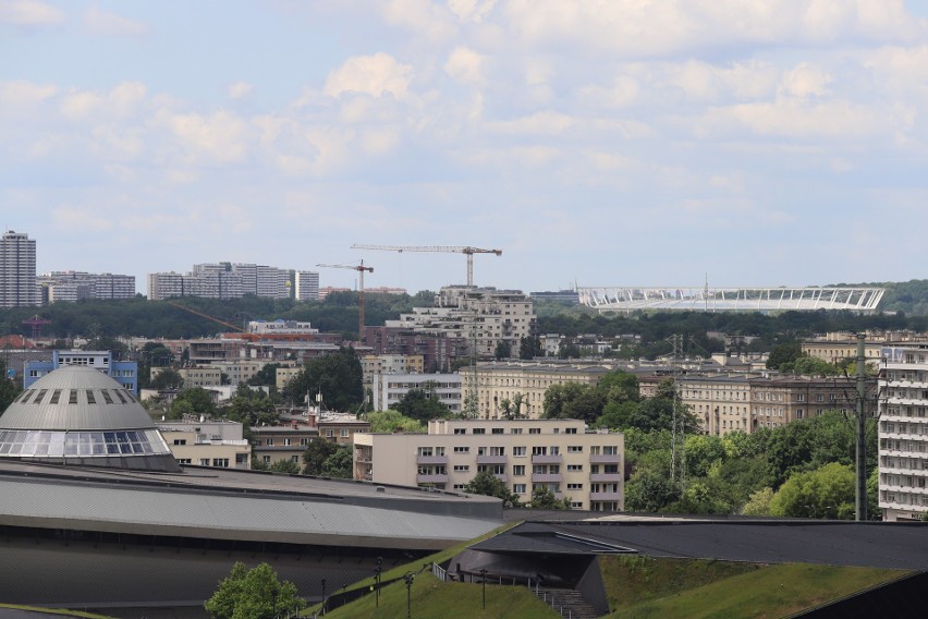 Widok na Katowice z wieży widokowej Muzeum Śląskiego w...