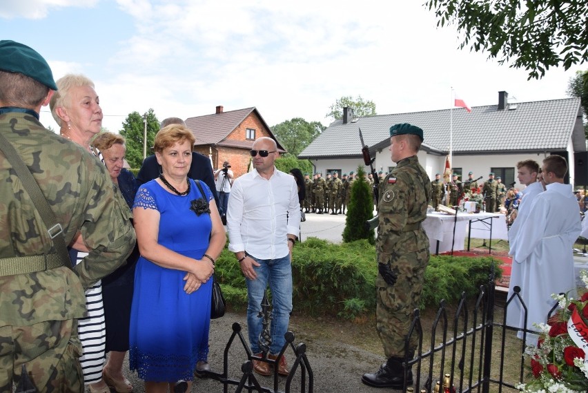 Mieszkańcy uhonorowali 11 chłopów z Masłomiącej zamordowanych w obozie Gross-Rosen [ZDJĘCIA]