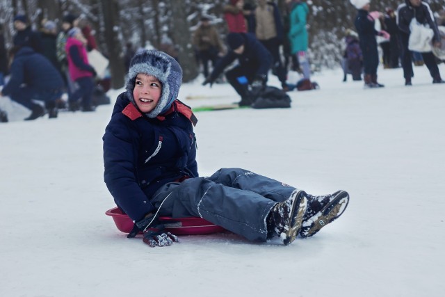 Organizatorzy niekomercyjnych zajęć dla dzieci podczas ferii zimowych 2023, mogą ubiegać się o spore dofinansowanie.