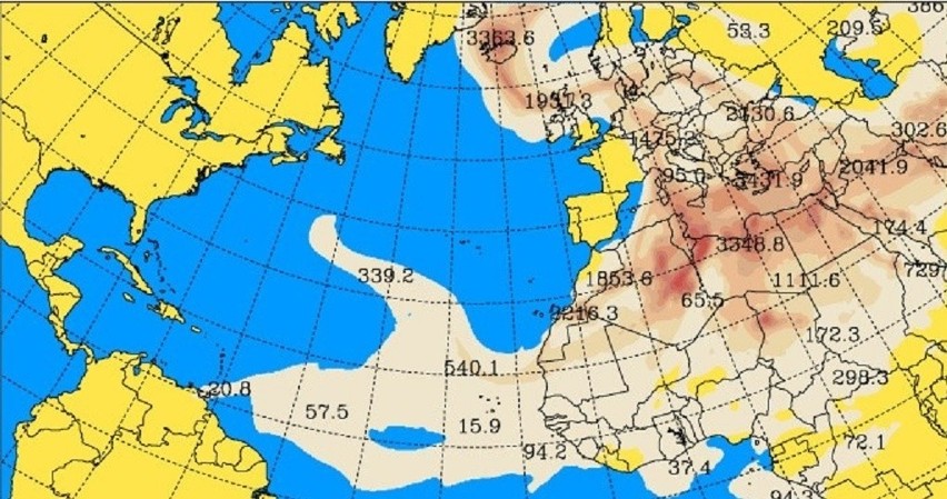 Występowanie pyłu saharyjskiego w czwartek 25 kwietnia...