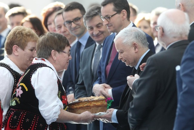 Jarosław Kaczyński przyjedzie na Podkarpacie. W niedzielę odbędą się konwencje PiS w Krośnie i Rzeszowie.