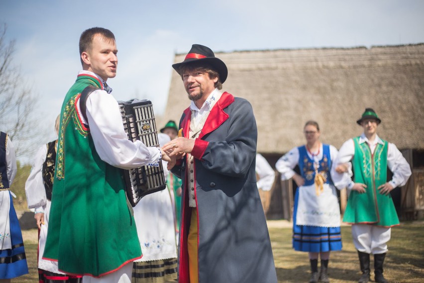 1 Maja w Klukach rozpoczęło się tradycyjne Czarne Wesele....