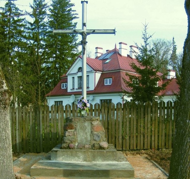 Pomnik Konstytucji 3 Maja w Białowieży