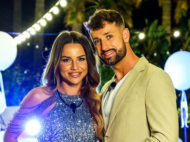 Siódma edycja popularnego „Love Island" dobiegła końca. Komu udało się wygrać w finale programu?