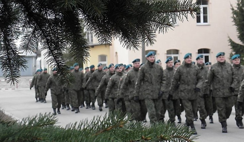 Średnie uposażenie żołnierzy zawodowych w 2019 r. wzrośnie o...