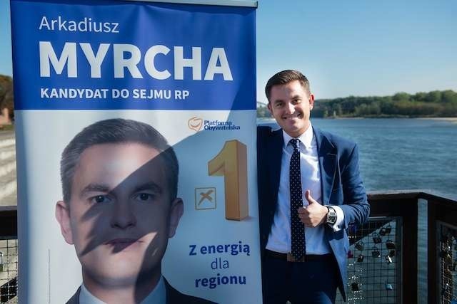 Toruński radny i prawnik Arkadiusz Myrcha chce w szczególny sposób zająć się problemami młodych osób rozpoczynających karierę zawodową