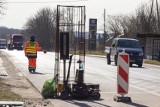 Kierowcy nagminnie pędzą na wahadłach na drodze Słupsk - Ustka