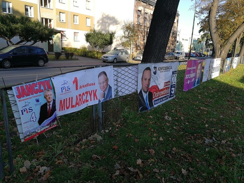 Wybory parlamentarne 2019. Prezydent Ludomir Handzel chce, żeby komitety wyborcze zapłaciły za swoje plakaty w paśmie drogowym Nowego Sącza