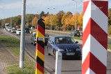 Kolejki i kontrole na granicy polsko-niemieckiej. Od 24 października zmiany. Kto może wjechać do Niemiec?