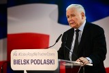 Jarosław Kaczyński w Bielsku Podlaskim. Prezes PiS zapewnia: "Łagodzimy skutki inflacji. Opanujemy ją"