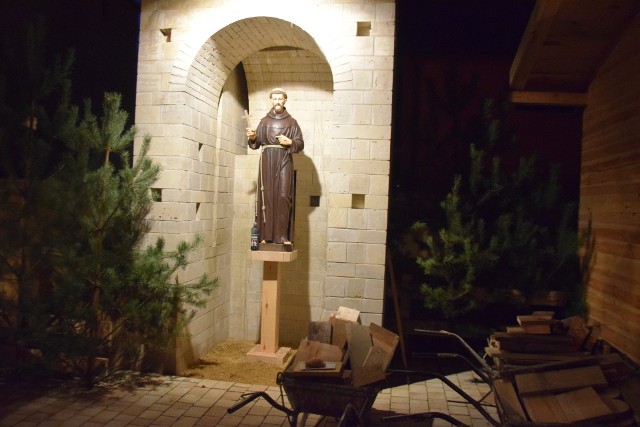 Figura św. Franciszka u franciszkanów w Tychach