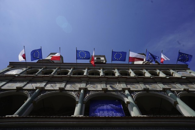 We wtorek, 19 października, odbywa się LIII sesja Rady Miasta Poznania. Podczas niej radni przyjęli stanowisko dotyczące obecności Polski we wspólnocie Unii Europejskiej.