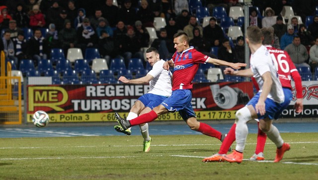 Mecz Raków Częstochowa - Stal Mielec ONLINE. Gdzie oglądać w telewizji?  TRANSMISJA TV NA ŻYWO | Gol24