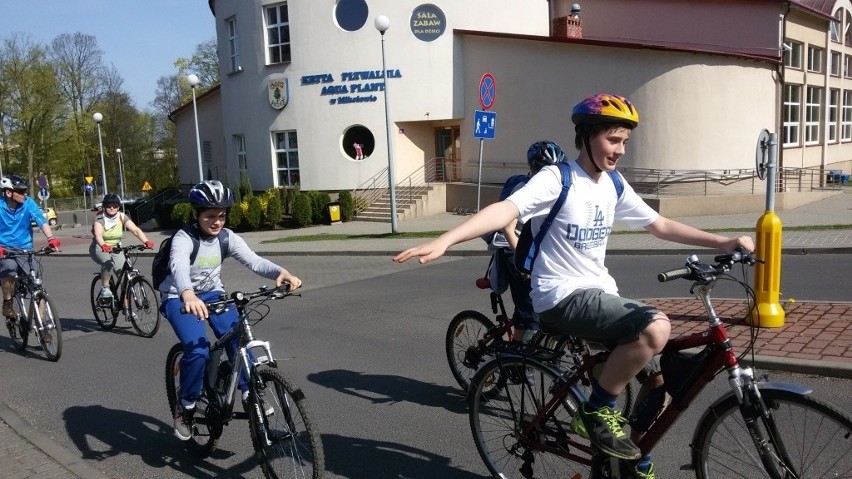 X Mikołowski rodzinny rajd rowerowy. Uczestnicy już wyruszyli [ZDJĘCIA]