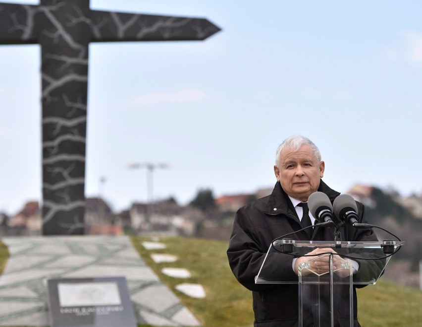 Jarosław Kaczyński na ceremonii odsłonięcia pomnika...