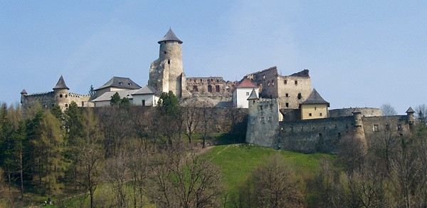 Zamek Lubownia - budowla powstała na przełomie XIII i XIV...