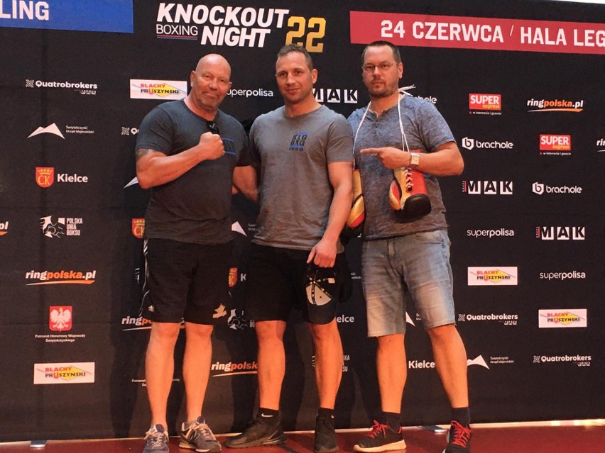 Knockout Boxing Night 22 w Kielcach. W Galerii Echo odbyło się oficjalne ważenie zawodników. Zobacz zdjęcia