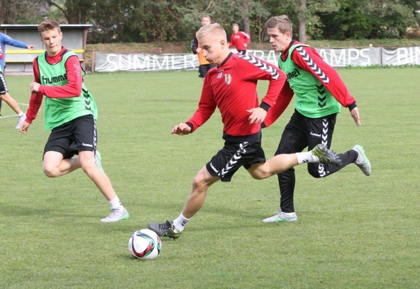 Piłkarze Korony trenują z Mikołajczakiem (zdjęcia)