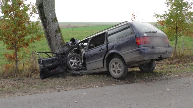 W tragicznym wypadku koło Jesionowa w piątek 18.10.2019 zginęło 7-miesięczne dziecko