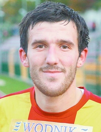 Szymon Kaźmierowski, piłkarz Chojniczanki.