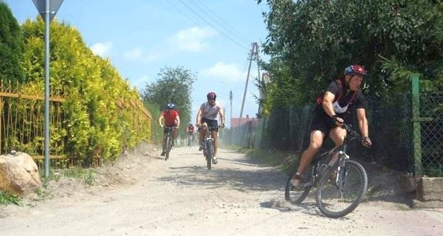 Zawodnicy pokonają łącznie ponad 16km rowerem, kajakiem i w biegu na przełaj