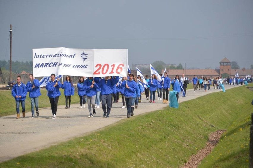 W marszu wzięli udział młodzi ludzie z różnych stron świata