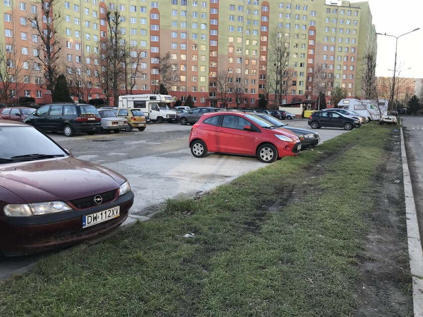 Zamiast klepiska powstanie porządny parking na Gaju