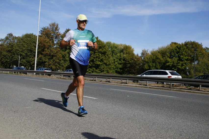 Uczestnicy Maratonu Warszawskiego 2018. Więcej zdjęć...