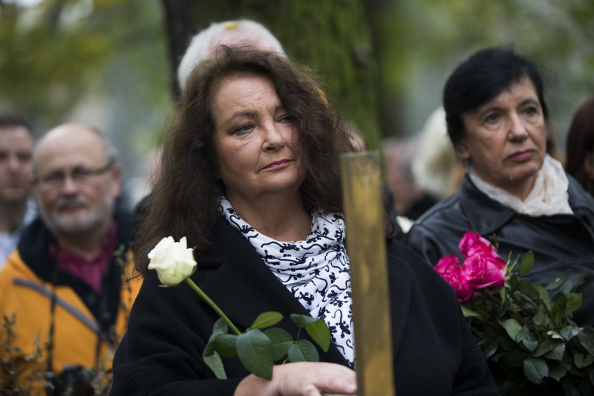 Pogrzeb Anny Szałapak. Znani pożegnali artystkę