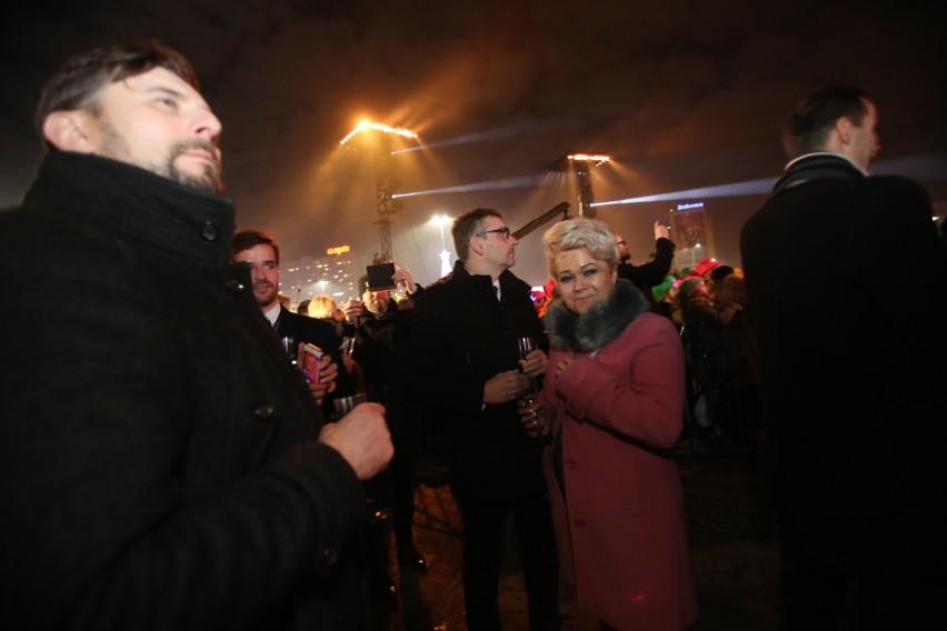 Szczęśliwego Nowego Roku 2018. Tak Katowice powitały Nowy...