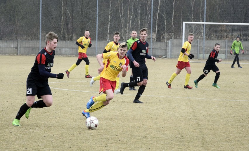 Liga wojewódzka juniorów. Start Miastko – Drutex-Bytovia Bytów 0:0 (zdjęcia)