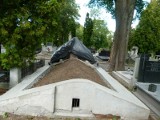 Dłuższy remont mogiły powstańców styczniowych na cmentarzu przy Ogrodowej