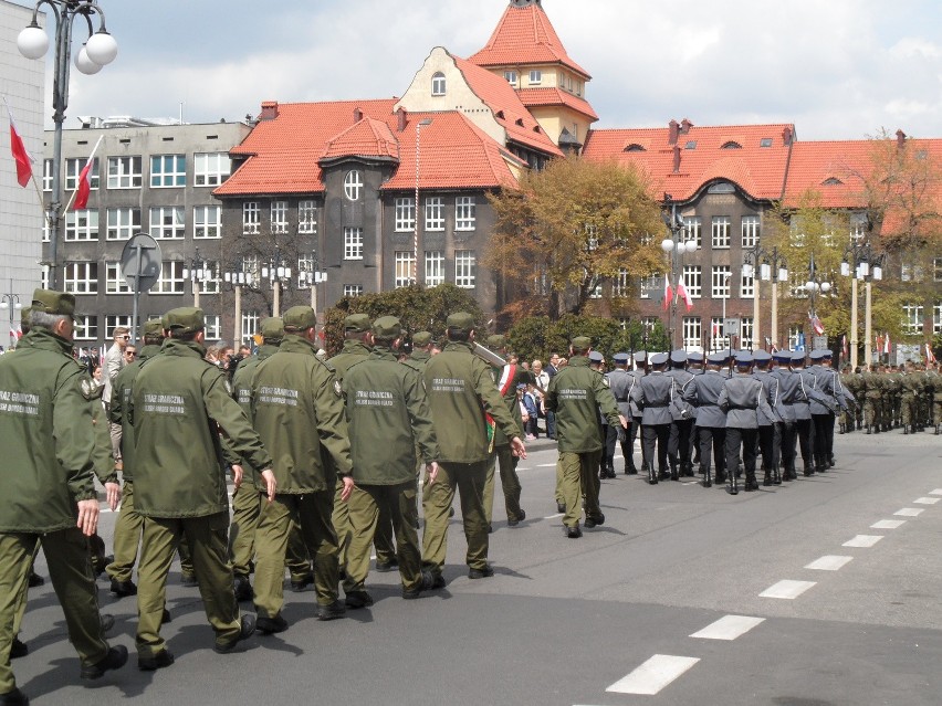 Katowice: Obchody Święta Konstytucji 3 maja i rocznicy wybuchu III Powstania Śląskiego